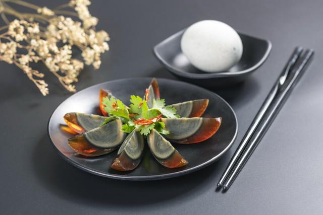 皮蛋再次成为关注对象!研究发现:高血脂吃皮蛋,身体或有6改善